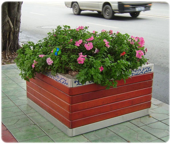 戶(hù)外街道防腐實(shí)木花箱